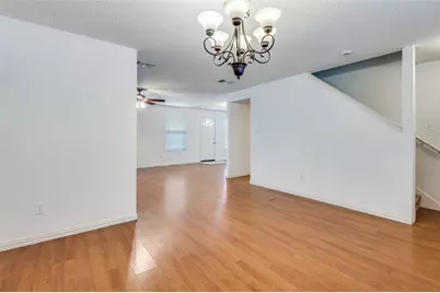 5224 Royal Burgess Drive, Fort Worth, TX 76135 - Photo 5