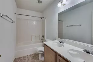 5224 Royal Burgess Dr, Fort Worth, TX 76135 - Photo 23