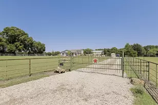 2683 Bells Chapel Rd, Waxahachie, TX 75165 - Photo 23