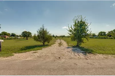 231 Remington Drive, Waxahachie, TX 75165 - Photo 3