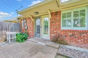 209 Pecan Village Cir, Waco, TX 76710 - Photo 29