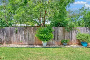 209 Pecan Village Cir, Waco, TX 76710 - Photo 31