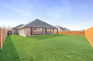 413 Chestnut Ln, Glenn Heights, TX 75154 - Photo 33