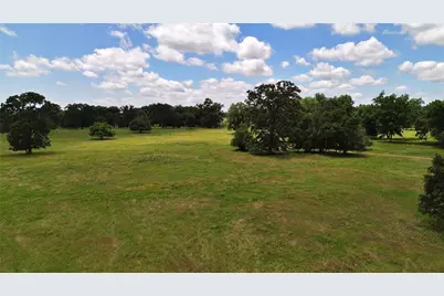 695 County Road 1210, Lake Creek, TX 75450 - Photo 25