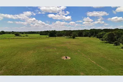 695 County Road 1210, Lake Creek, TX 75450 - Photo 19