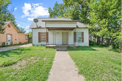 1040 N Clinton Street, Stephenville, TX 76401 - Photo 1