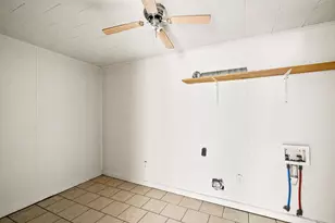 1040 N Clinton St, Stephenville, TX 76401 - Photo 11