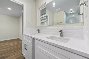 321 Duke St, Garland, TX 75043 - Photo 21