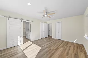 321 Duke St, Garland, TX 75043 - Photo 17