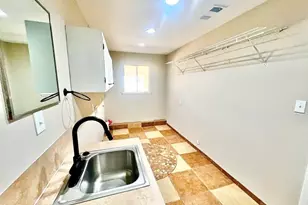 1822 Vine St, Brownwood, TX 76801 - Photo 17