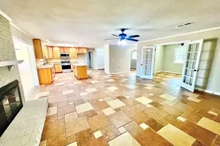 1822 Vine St, Brownwood, TX 76801 - Photo 5