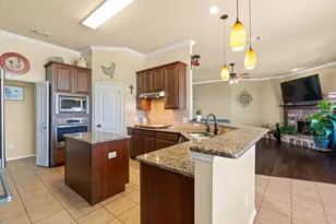 141 Chazlynn Ct, Waxahachie, TX 75165 - Photo 13