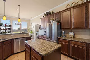 141 Chazlynn Ct, Waxahachie, TX 75165 - Photo 11