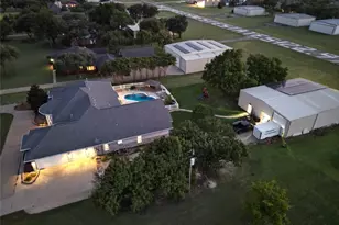 2921 N Mockingbird Ln, Midlothian, TX 76065 - Photo 29