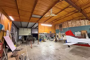 2921 N Mockingbird Ln, Midlothian, TX 76065 - Photo 35