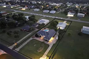 2921 N Mockingbird Ln, Midlothian, TX 76065 - Photo 1