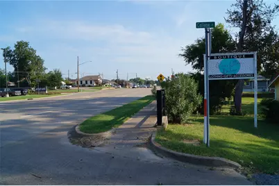 402 College St, Canton, TX 75103 - Photo 27