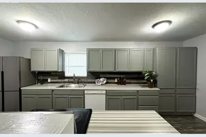 2312 N Shannon Street, Sherman, TX 75092 - Photo 9