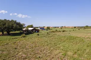 1300 Old Base Rd, Aurora, TX 76078 - Photo 17