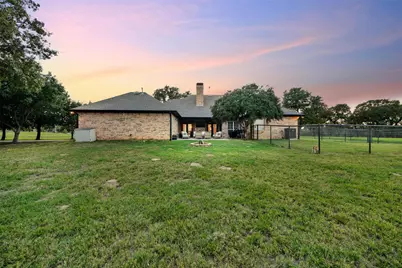 1286 County Road 4698, Boyd, TX 76023 - Photo 27