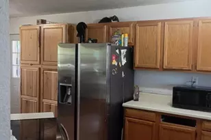 634 E Eubank St, Mabank, TX 75147 - Photo 25