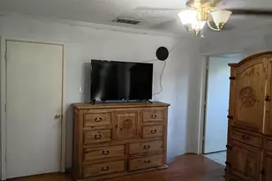 634 E Eubank St, Mabank, TX 75147 - Photo 21