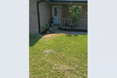634 E Eubank Street, Mabank, TX 75147 - Photo 11