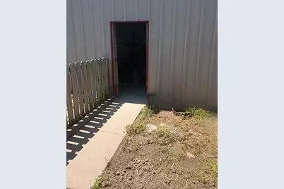 634 E Eubank Street, Mabank, TX 75147 - Photo 7