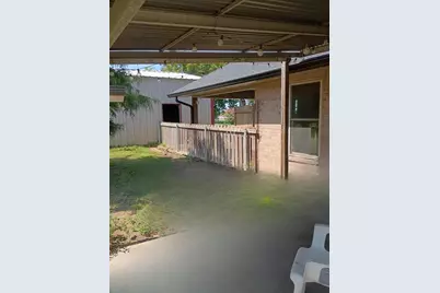 634 E Eubank Street, Mabank, TX 75147 - Photo 29