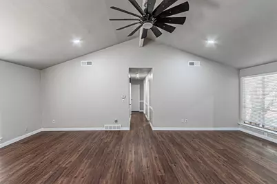 1018 McCallum Drive, Garland, TX 75042 - Photo 15