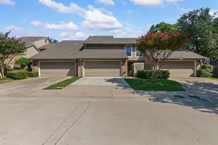 8439 Barnaby St, Dallas, TX 75243 - Photo 27