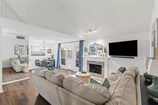 8439 Barnaby St, Dallas, TX 75243 - Photo 5