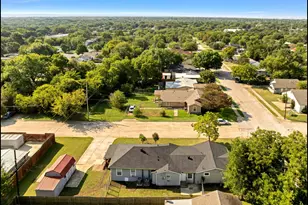 530 2nd St, Grand Prairie, TX 75051 - Photo 23