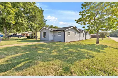 530 2nd Street, Grand Prairie, TX 75051 - Photo 1