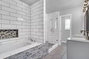 112 Lochness Ln, Benbrook, TX 76126 - Photo 11