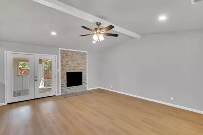 112 Lochness Lane, Benbrook, TX 76126 - Photo 3