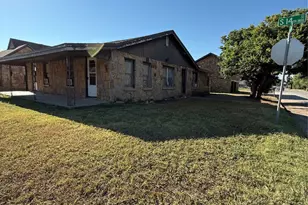 1857 S 14th St, Abilene, TX 79602 - Photo 3