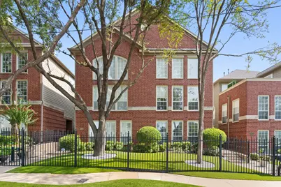 1005 W Bluff Street, Fort Worth, TX 76102 - Photo 1