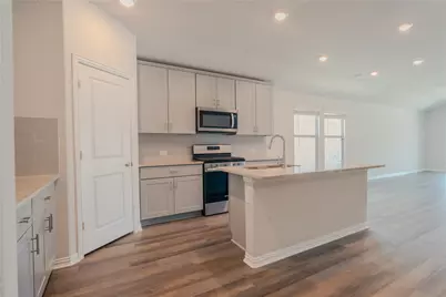 10937 Elata Drive, Fort Worth, TX 76108 - Photo 9