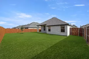 1107 Worthington Dr, Justin, TX 76247 - Photo 3