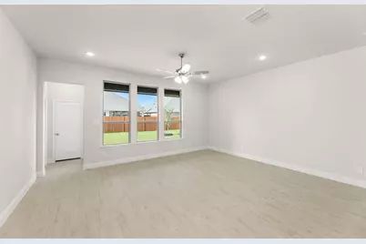 1107 Worthington Drive, Justin, TX 76247 - Photo 13