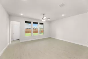 1107 Worthington Dr, Justin, TX 76247 - Photo 13