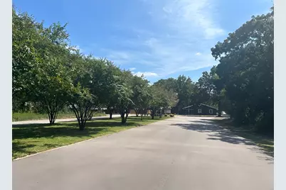 155 Barcelona Street, Payne Springs, TX 75156 - Photo 3