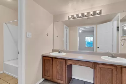 300 Bowden Circle, Burleson, TX 76028 - Photo 13