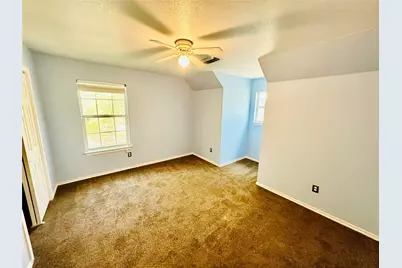 300 Bowden Circle, Burleson, TX 76028 - Photo 17