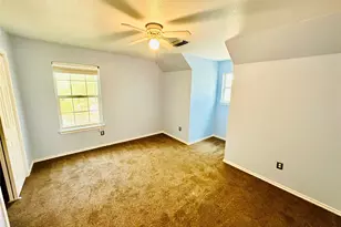 300 Bowden Cir, Burleson, TX 76028 - Photo 17