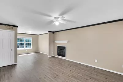 300 Bowden Circle, Burleson, TX 76028 - Photo 5