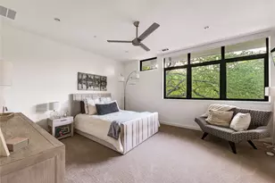 11460 Strait Ln, Dallas, TX 75229 - Photo 29