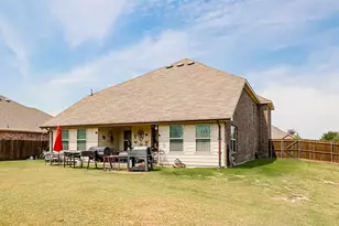 217 Hackney St, Waxahachie, TX 75165 - Photo 37