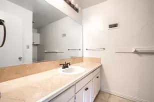 9217 Old Cross Timbers Rd, Flower Mound, TX 75022 - Photo 21